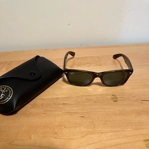 Ray Ban New Wayfarer Sunglasses